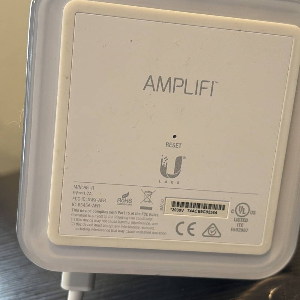 Ubiquity AmpliFi HD AFi-R Dual-band Wi-Fi Router With Power Adaptor & Ethernet - Picture 11 of 11